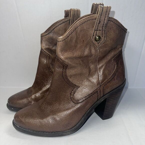 Jessica Simpson Shoes - Jessica Simpson Women's Cavett Brown Leather Booties Size 7.5